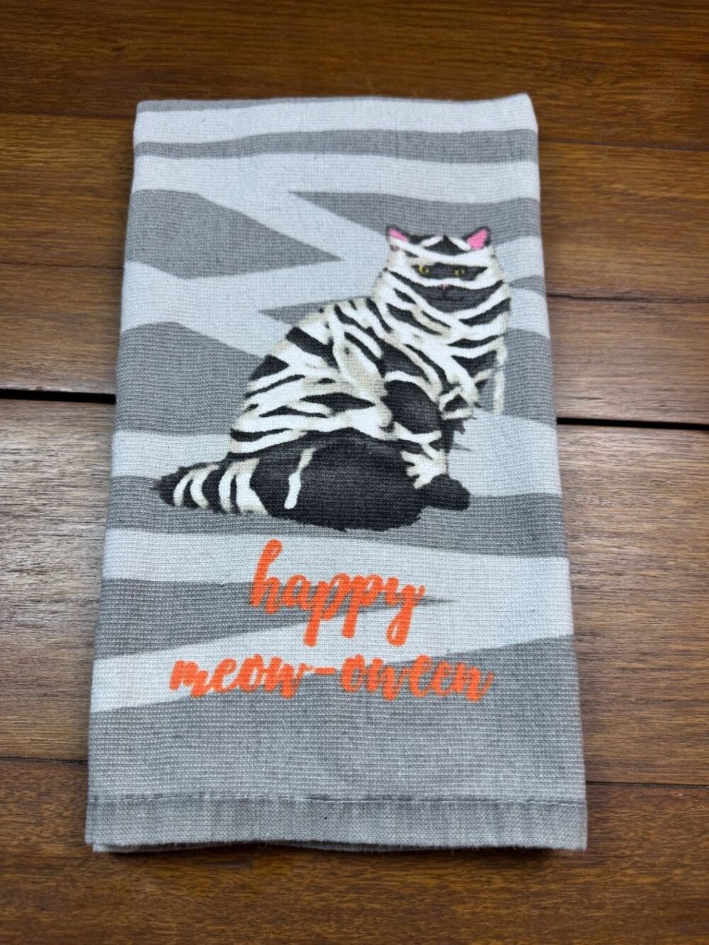 Isaac Mizrahi Happy Meow-oween Cat Halloween Kitchen Towels Set of 2